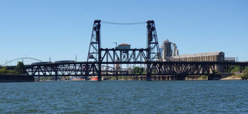 The 106-year-old Steel Bridge in Portland, Oregon, is a chokepoint for the TriMet MAX light-rail system.