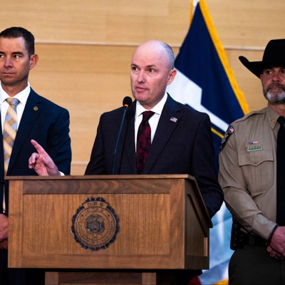 Utah Thúc Đẩy Giáo Dục Truyền Thống: Cấm Điện Thoại, Tăng Cường Đọc Sách